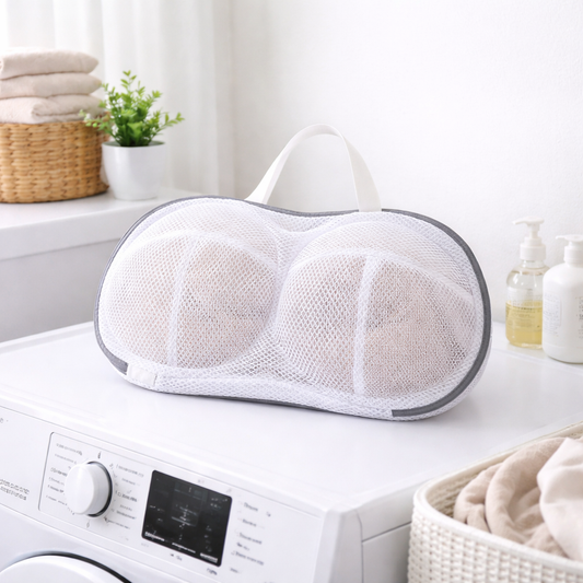 Travel Mesh Laundry Bag for Delicates – Protective Wash Bag for Bras & Lingerie, Zippered Organizer for Fine Garments, Portable Carry-On Essential